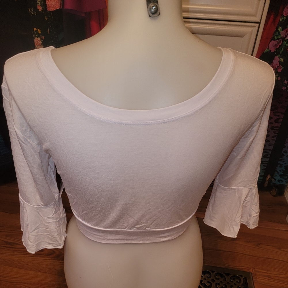 NEW NWT Half Tee White Ruffle Sleeve Crop Top Sz 2XL - Picture 3 of 5
